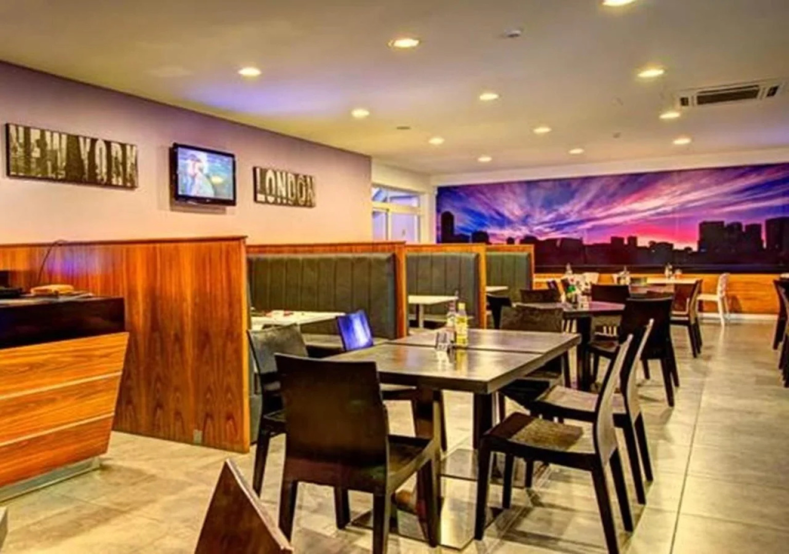 AX Sunny Coast Resort & Spa