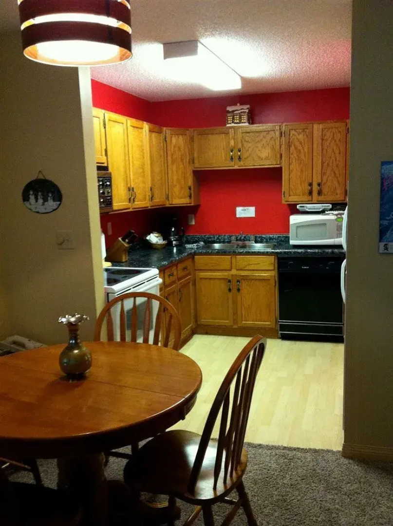 The Griz Inn by Park Vacation Management