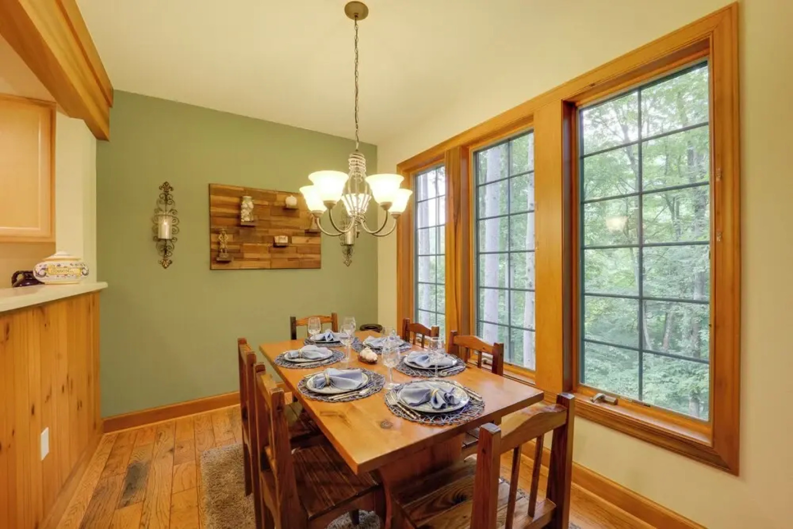 Hike On-site! Home 8 Mi to Wolf Ridge Ski Resort