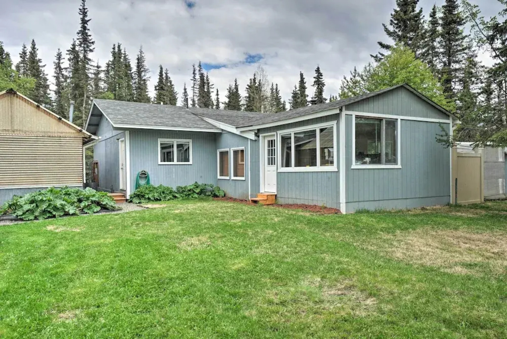 Convenient Kenai Apt - 3 Mi to Beach & Fishing