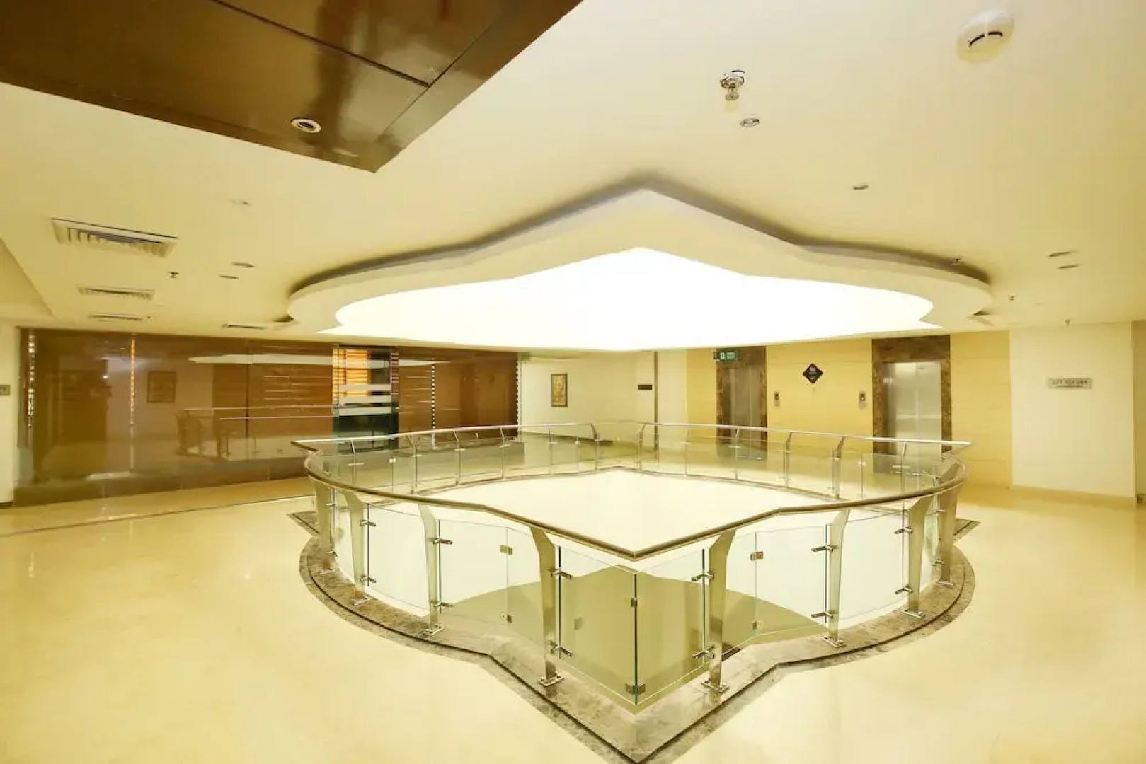 Capital O 4004 I-Square