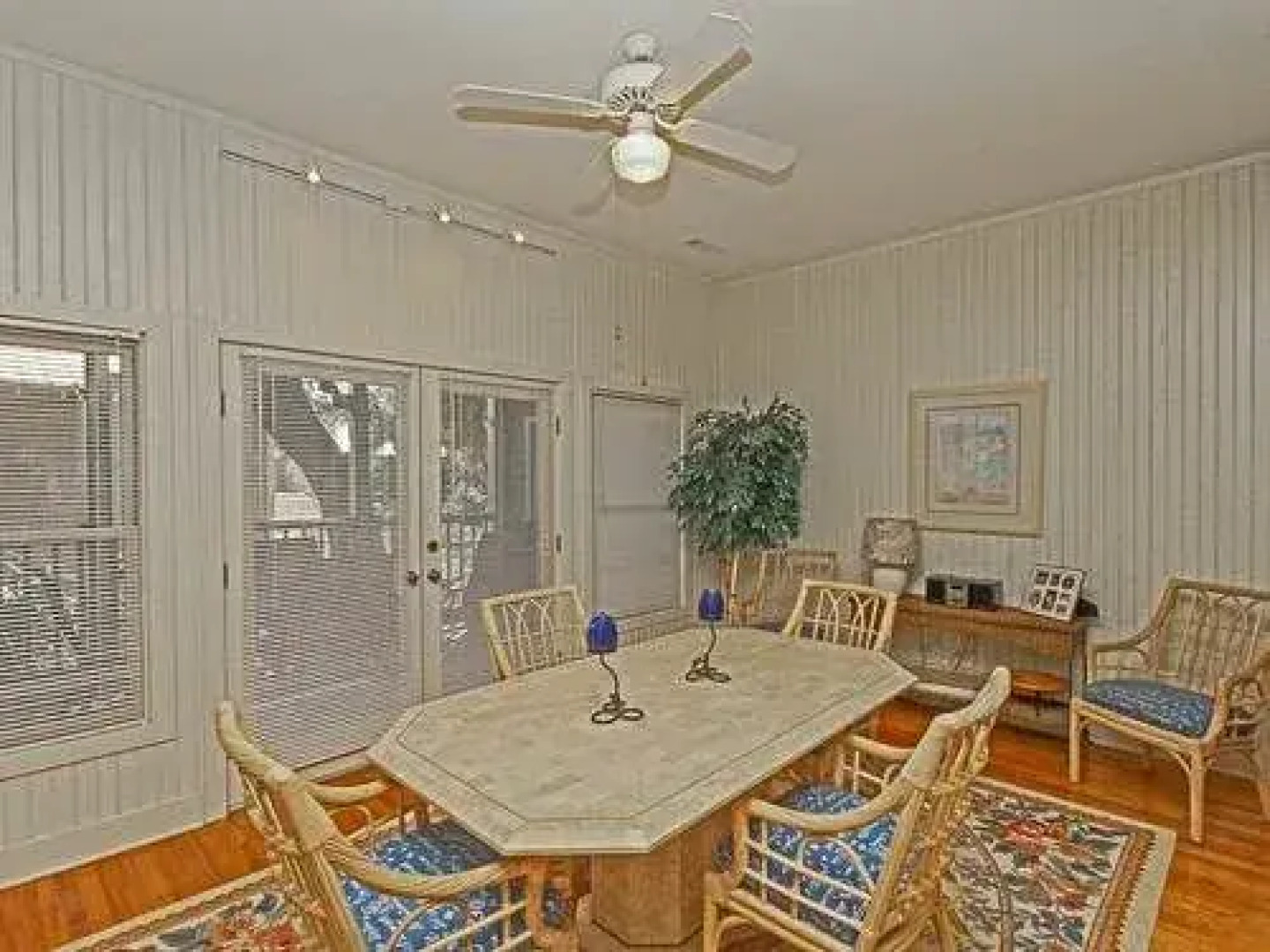 Grand Pavilion Seaside 83 by RedAwning