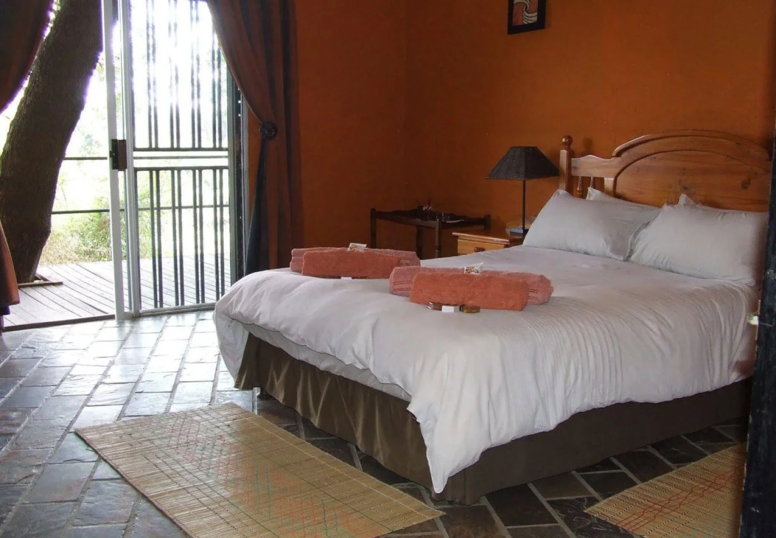 Lukafrica Riverside Chalets & Safaris