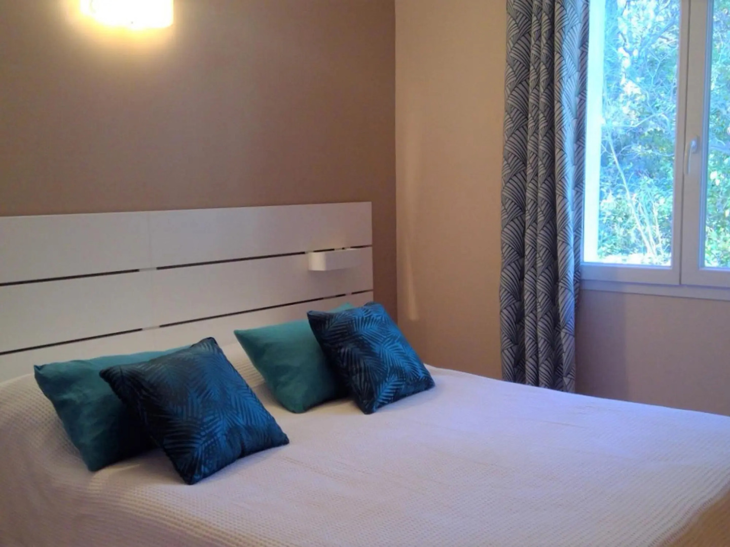 Lush villa in Bagnols en Foret with private pool