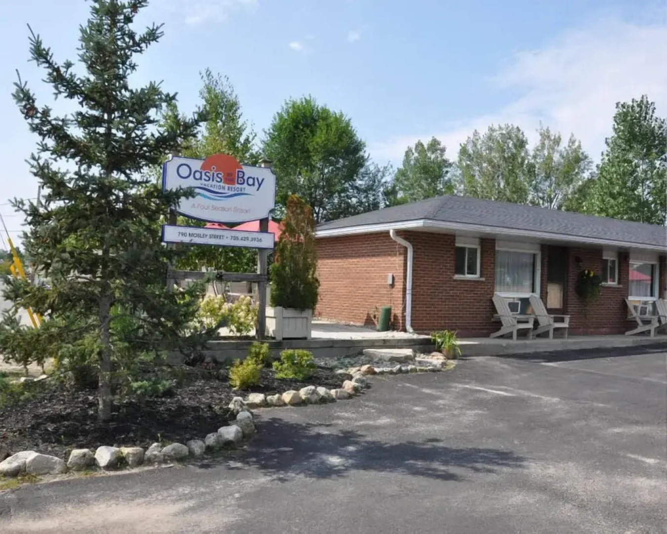 Oasis by the Bay Vacation Suites