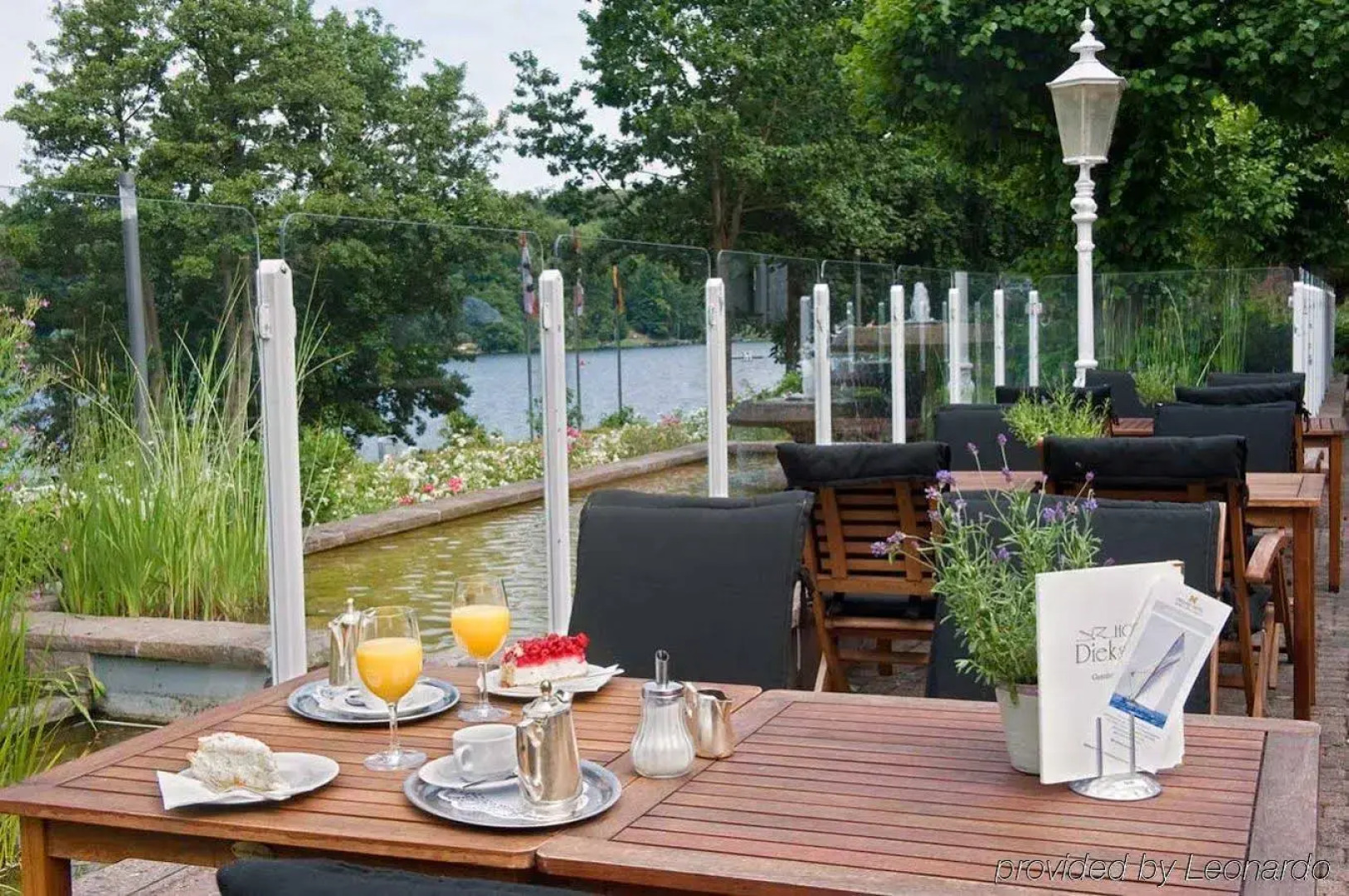 Hotel Dieksee - Collection by Ligula