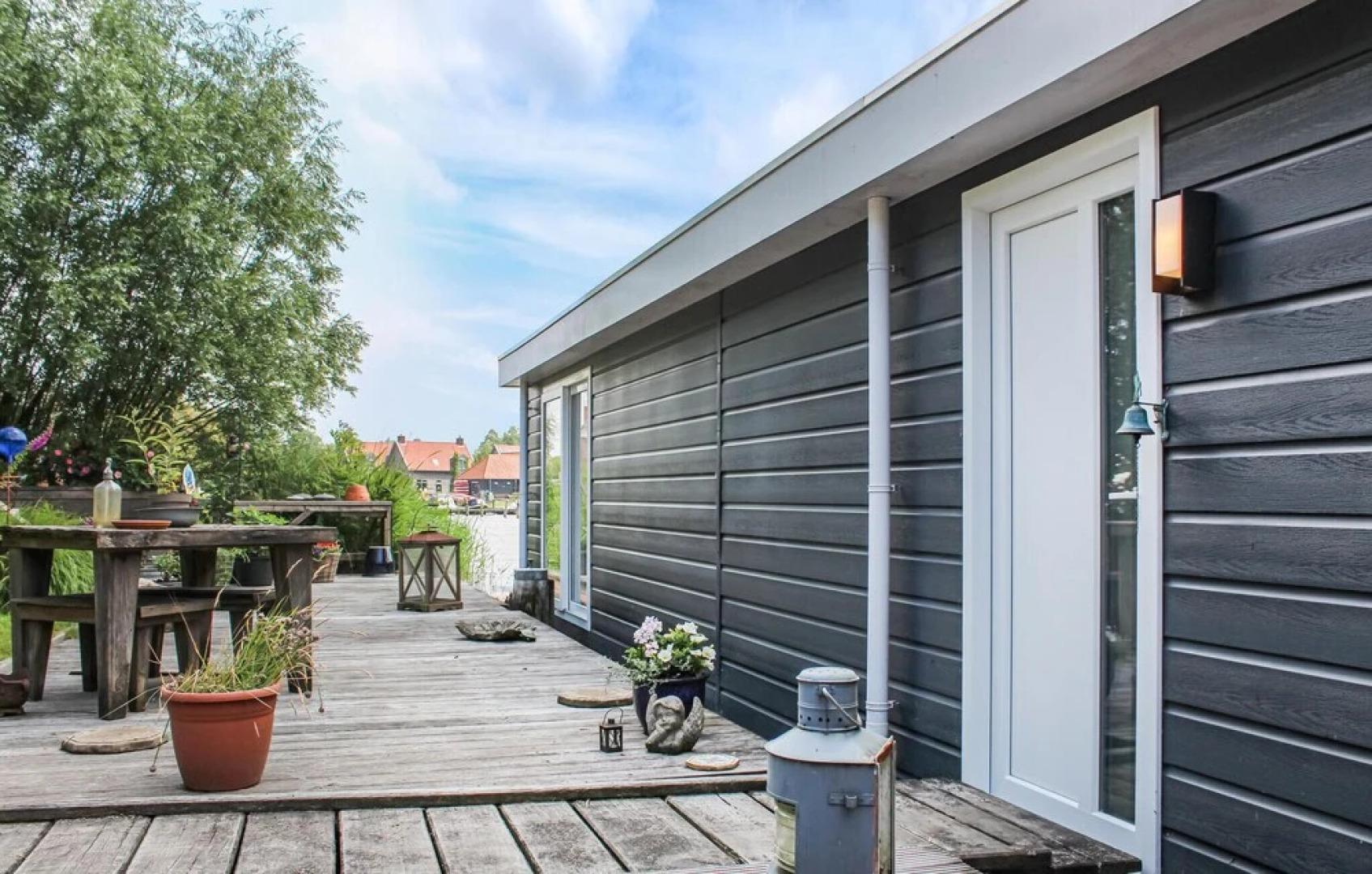 Amazing Ship/boat in Winsum With Wifi and 1 Bedrooms