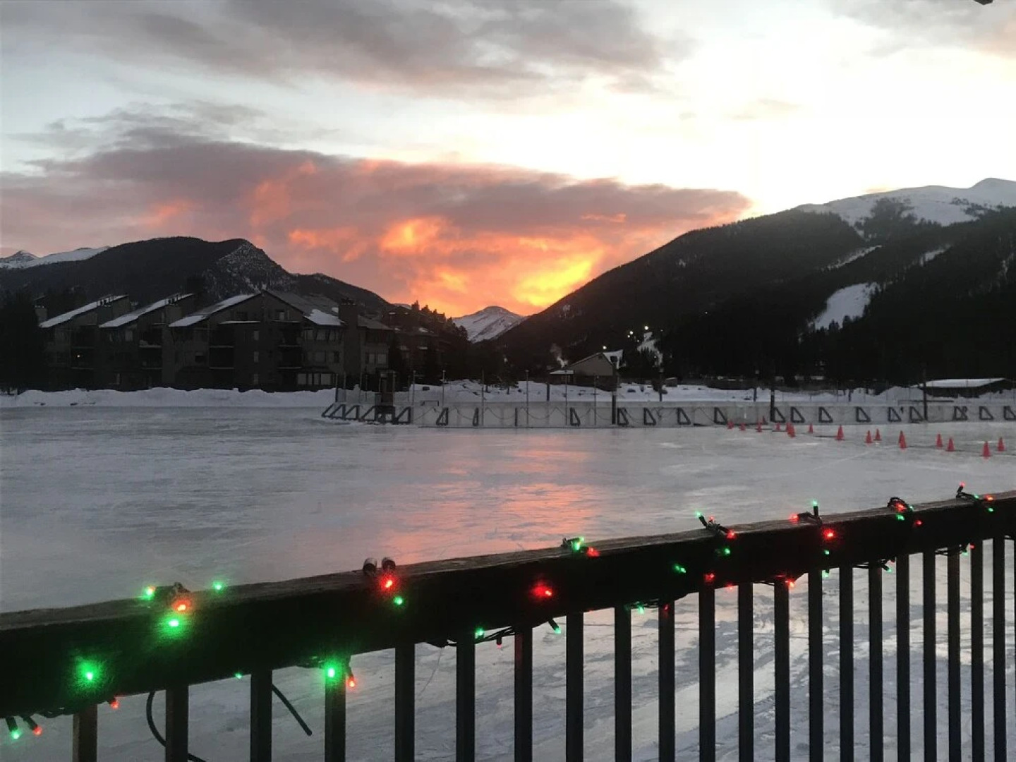 Montezuma 1771 by SummitCove Vacation Lodging