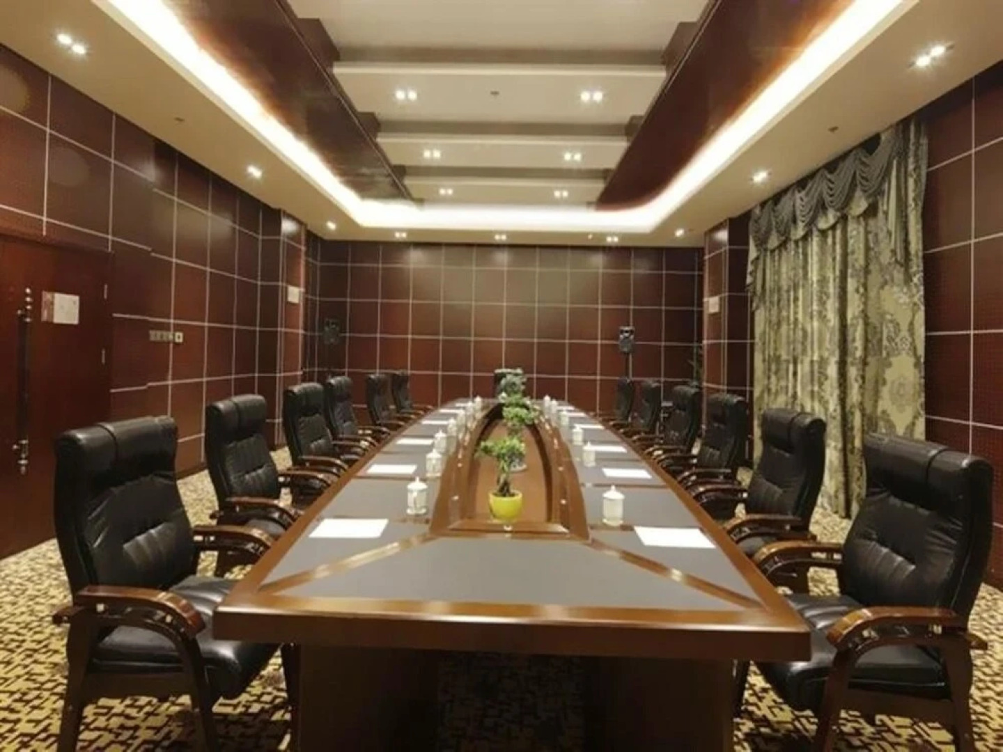 Ronghua International Hotel