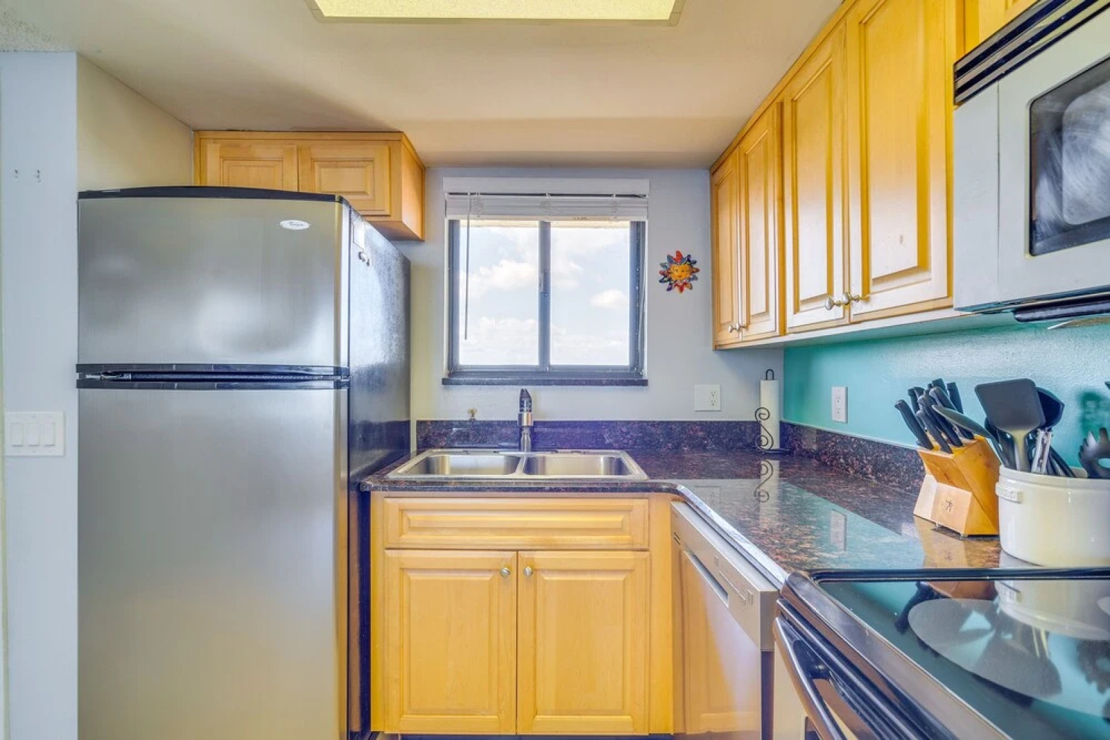 Waterfront Hudson Condo w/ Pool & Beach Access