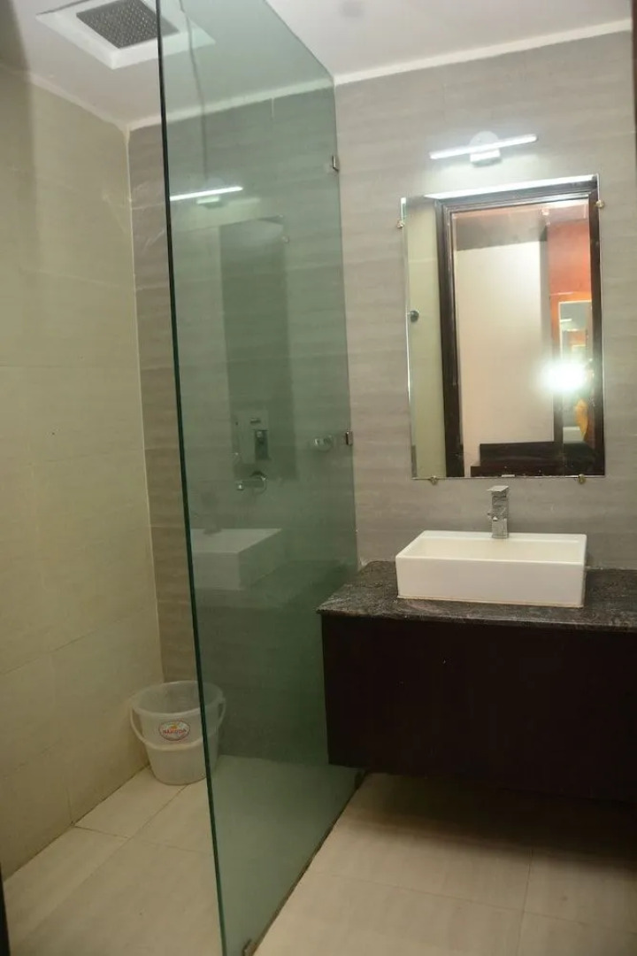 Sai Mukut Service Apartment