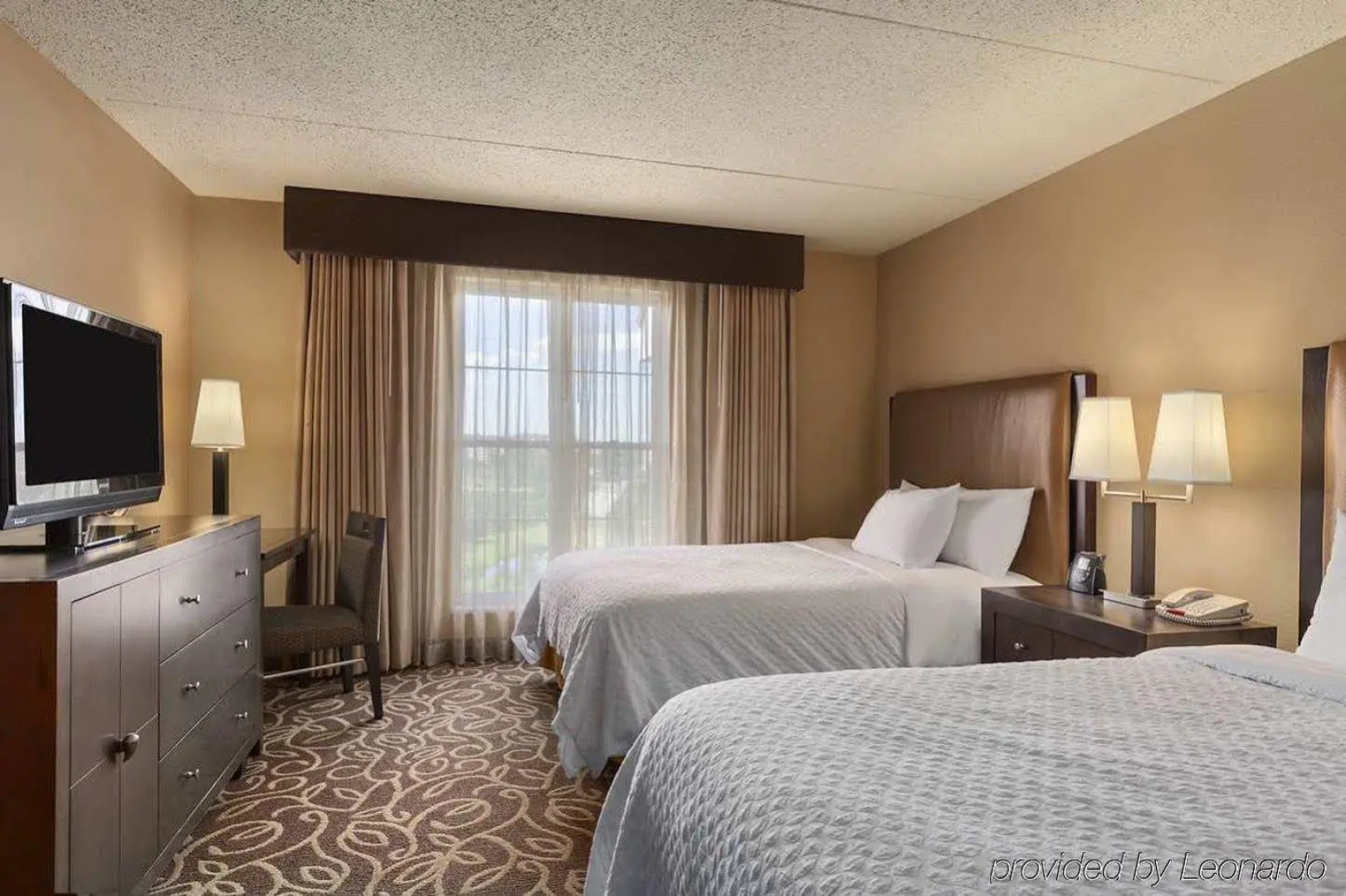 Embassy Suites by Hilton Pittsburgh International Airport 