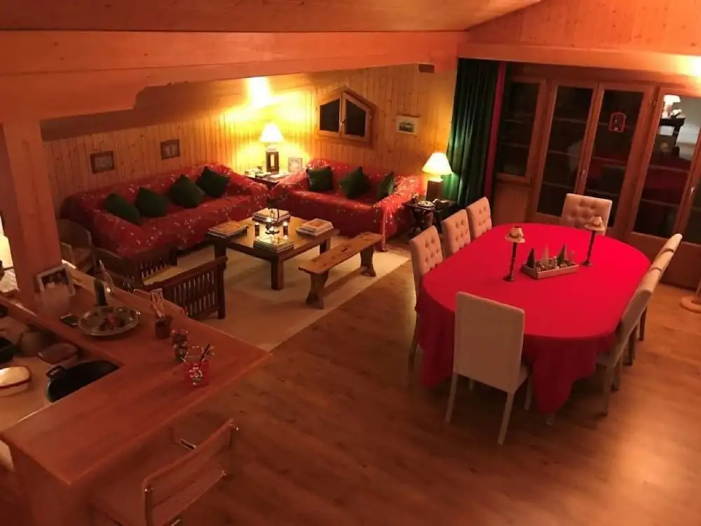 Cozy spacious Flat right in the village