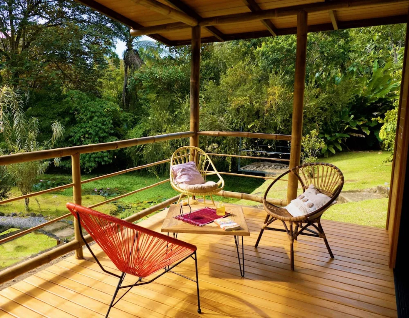 Buena Onda Jungle Lodge