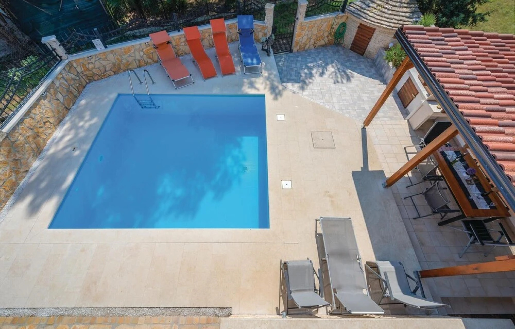 Beautiful Home in Valbandon With Wifi and 4 Bedrooms