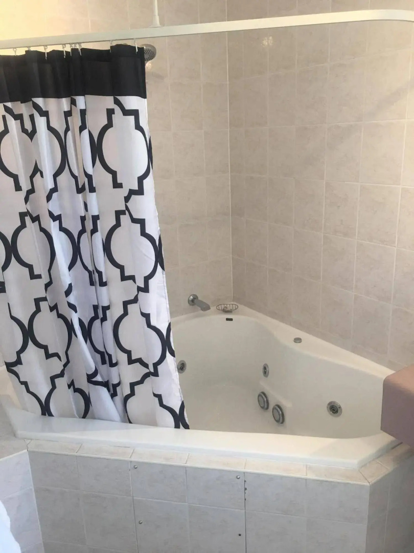 Deco City Motor Lodge