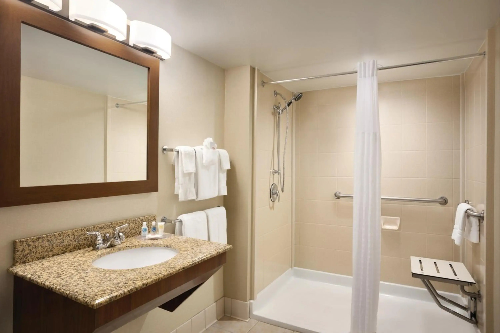 Comfort Inn & Suites Presidential - Downtown Little Rock