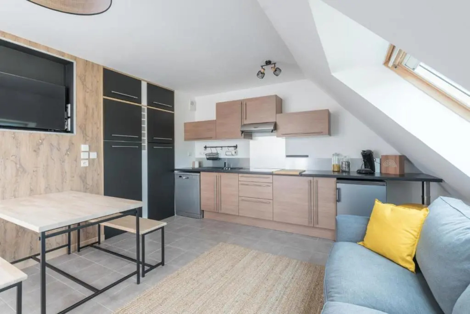 Joli cocon et belle terrasse à 5min des plages