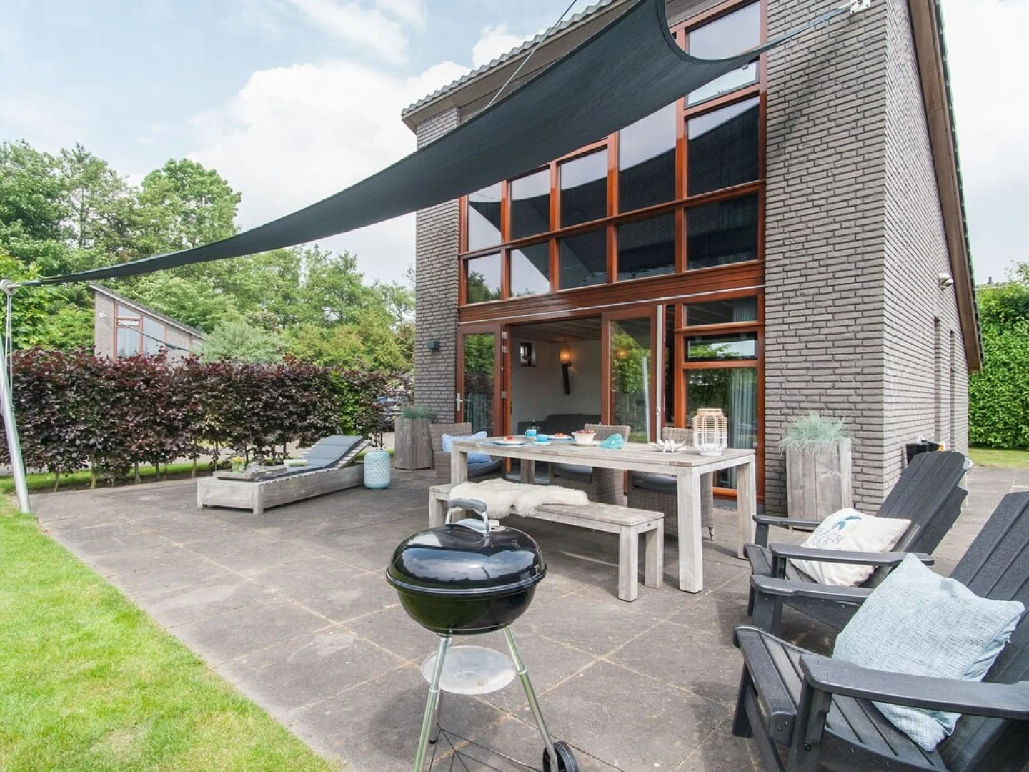 Modern Holiday Home Between Schoorl and Bergen