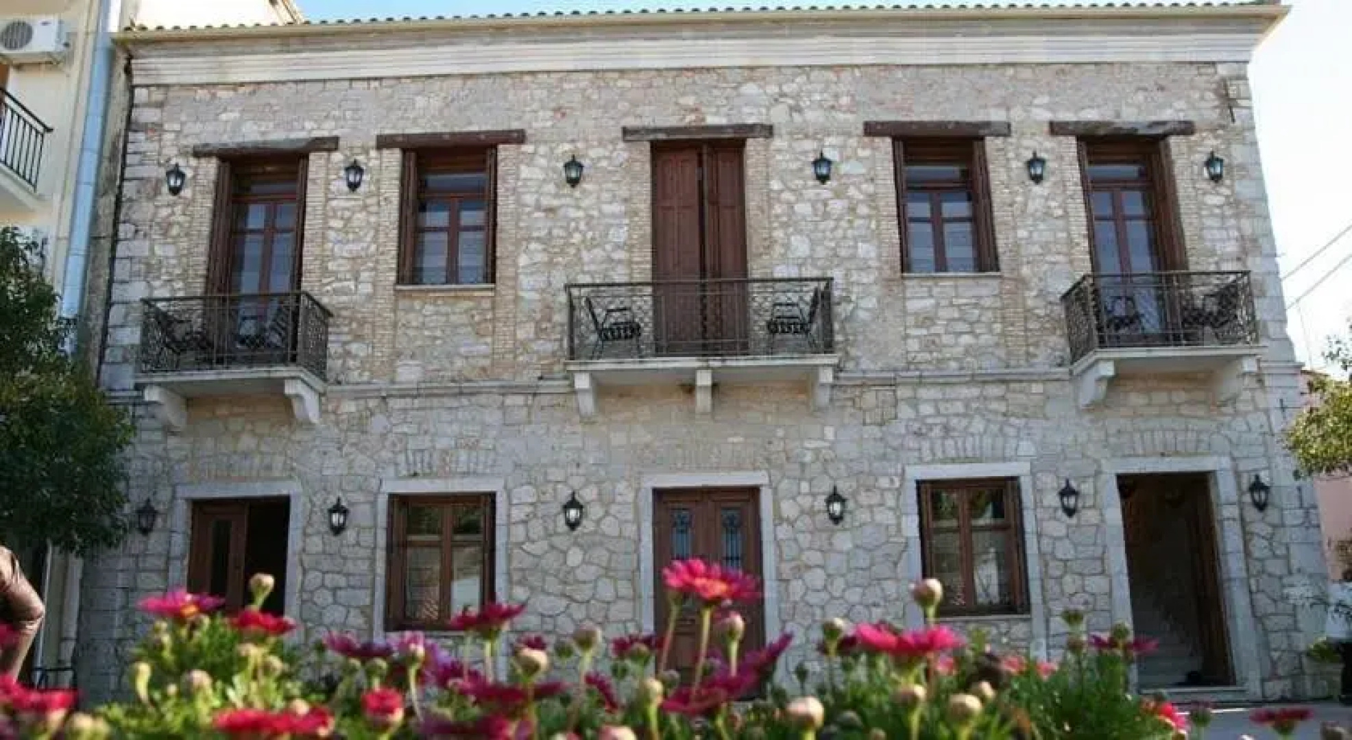 SeaFront Stone Suites