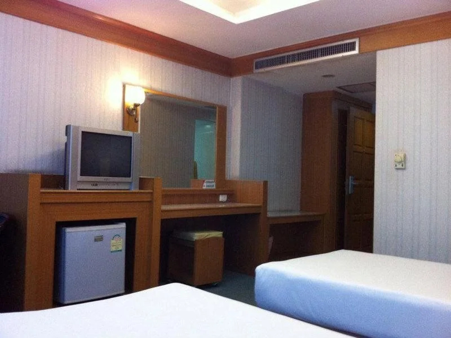 River Hotel Nakhon Pathom