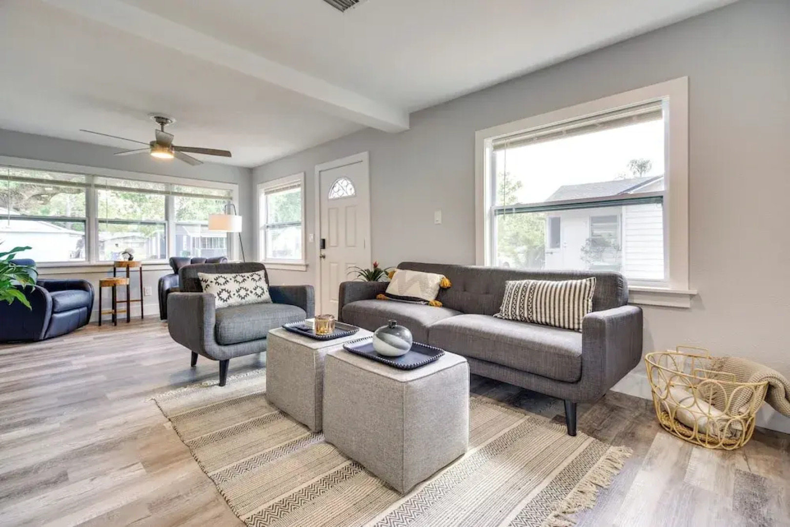 Dtwn Winter Garden Home: 12 Mi to Disney!