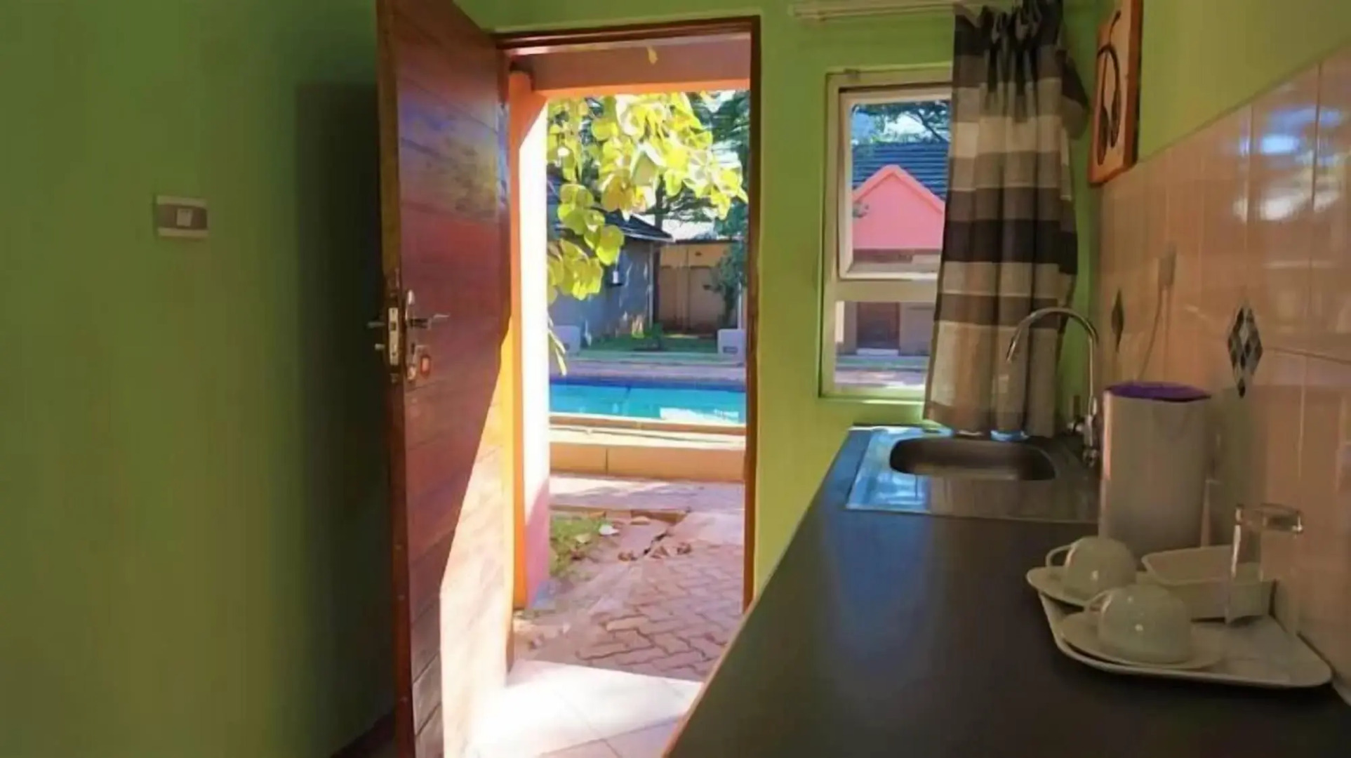 Tasha Lodge and Tours