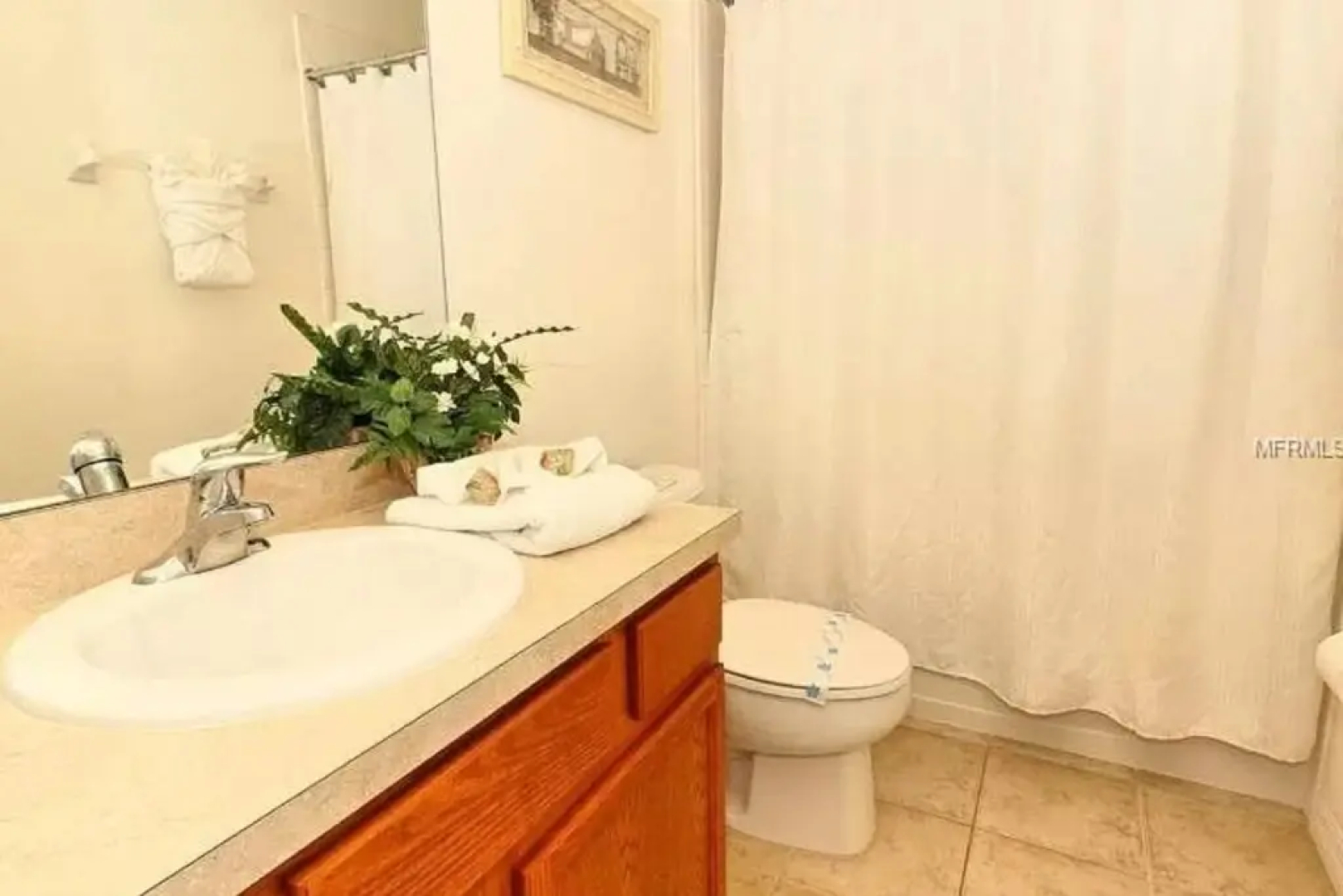 Fabulous 3 Bed Villa - Privacy & South Facing Pool, Davenport, US