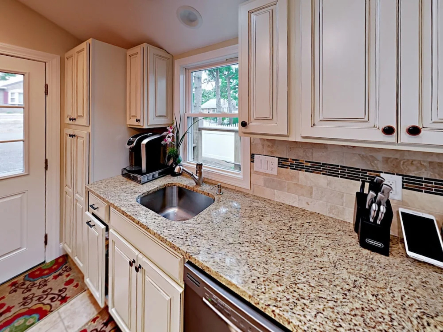 56 S Yarmouth Rd Home 3 Bedrooms 2 Bathrooms Home