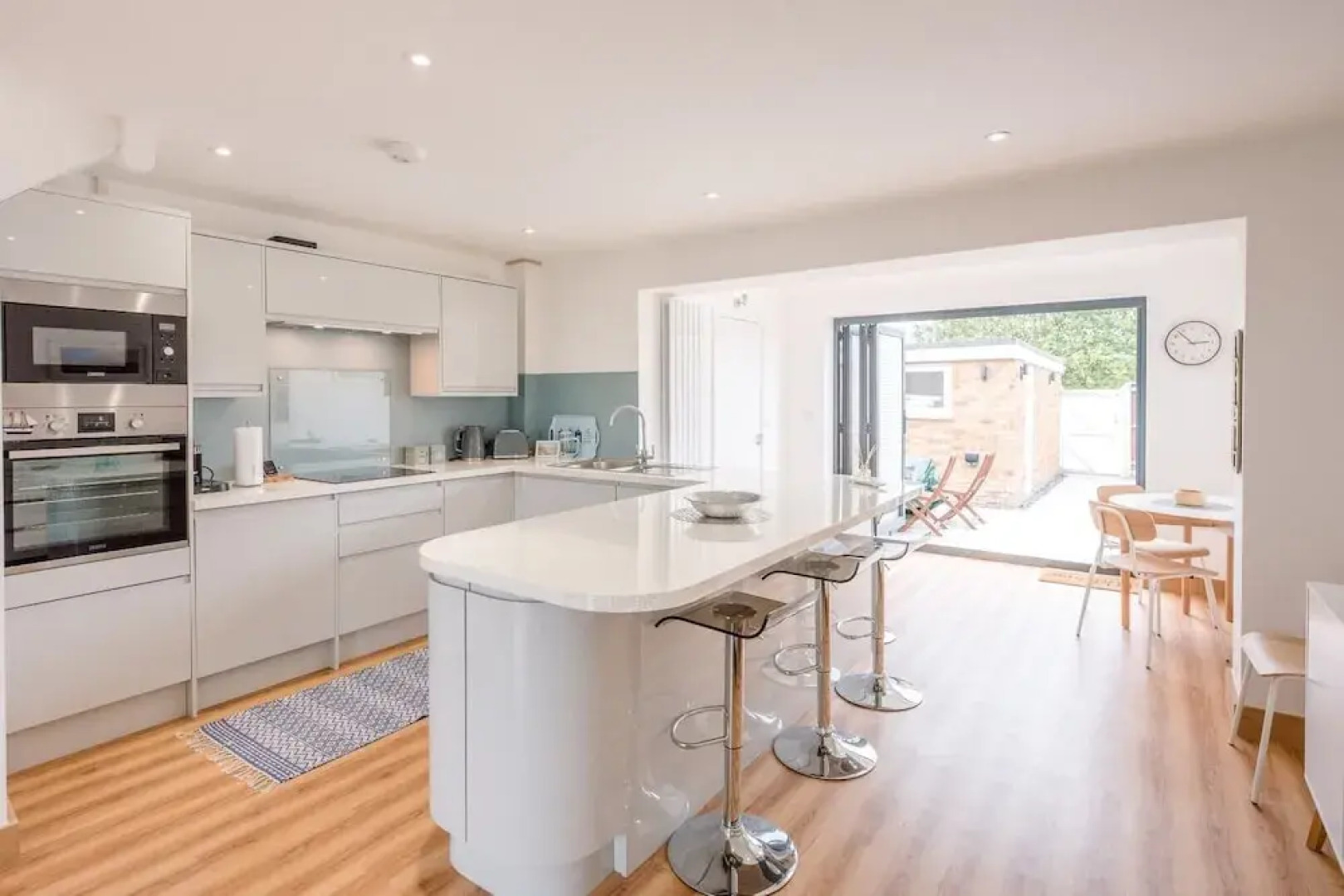 4 Sea View Walk, Pakefield