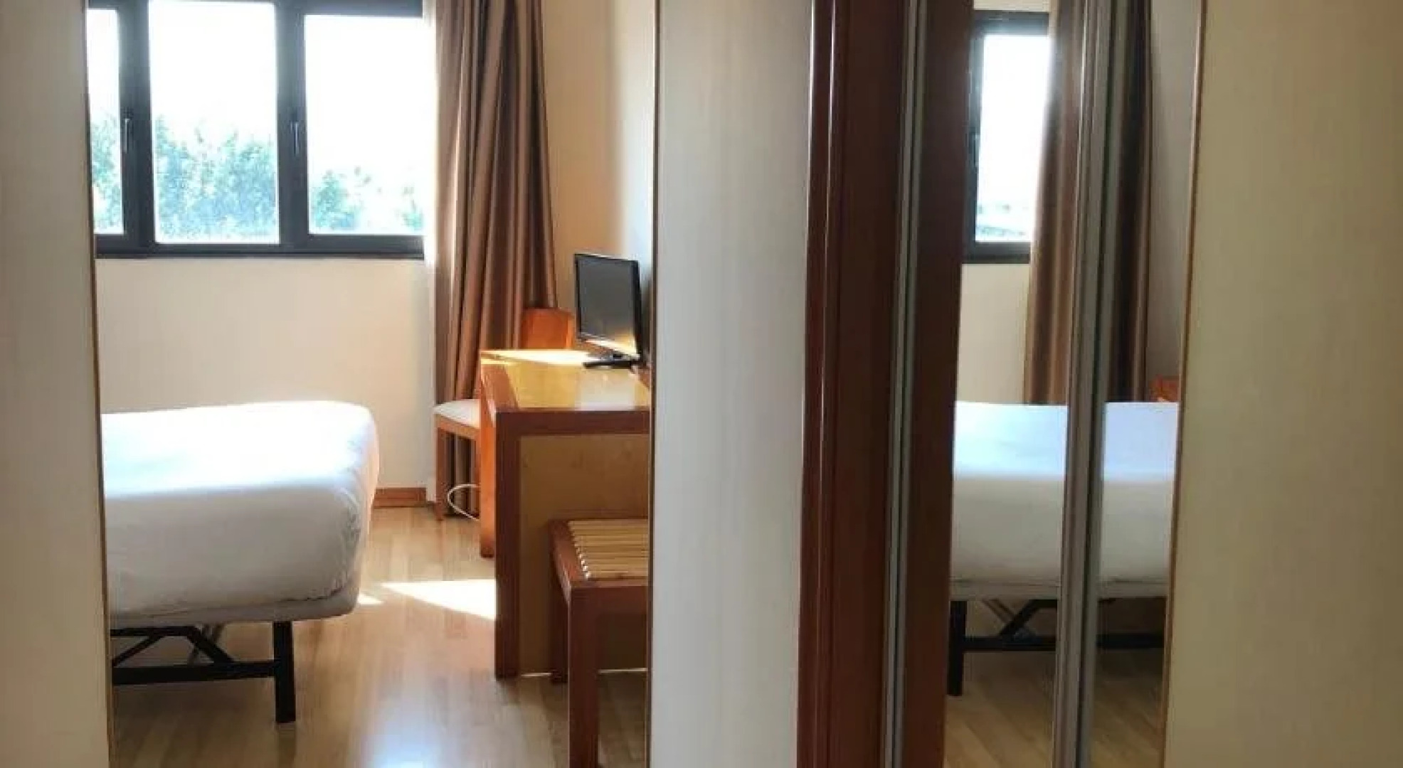 Hotel Puerta Guadalajara