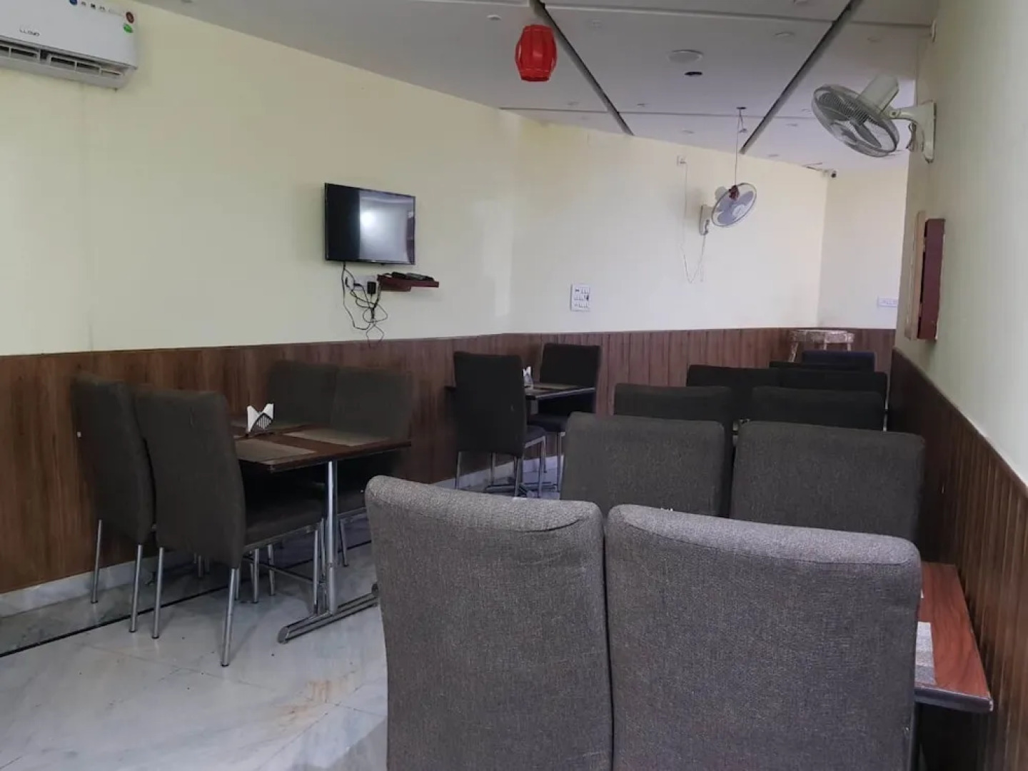 Hotel Lords Highway Inn