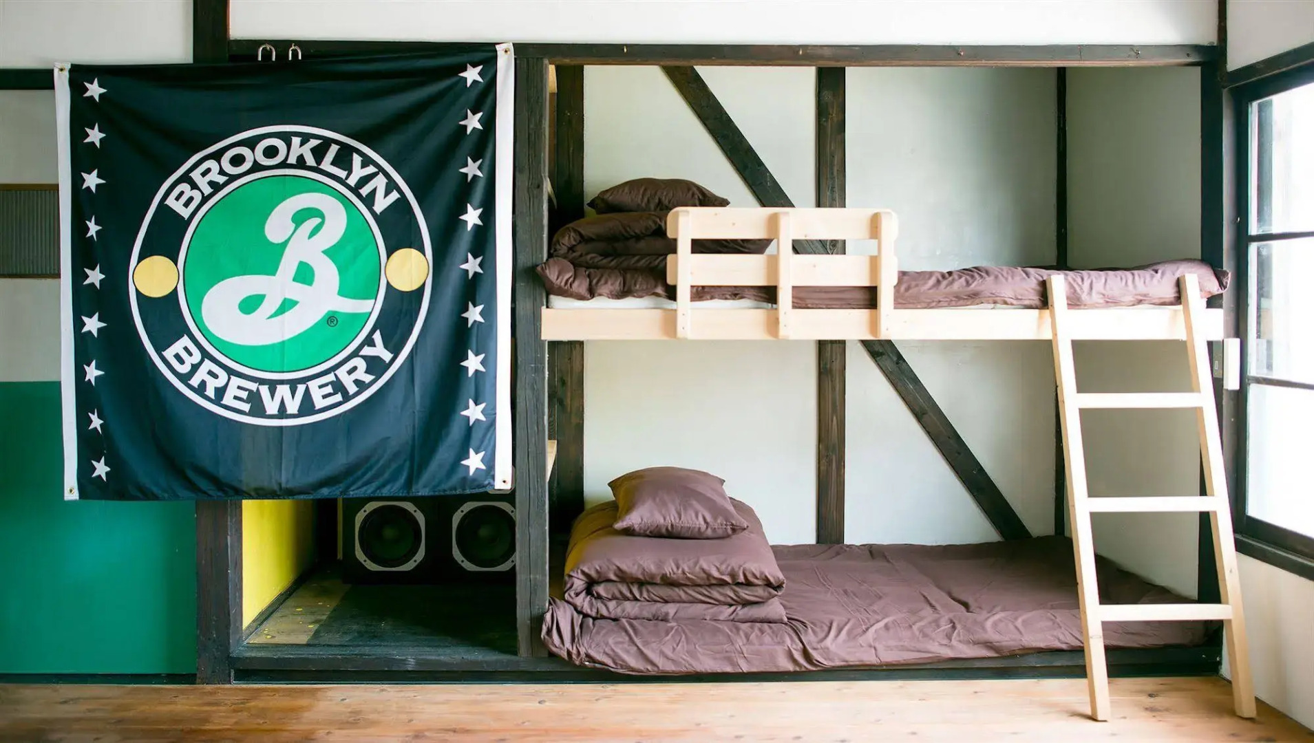 Osaka Guest House Drummers Dream