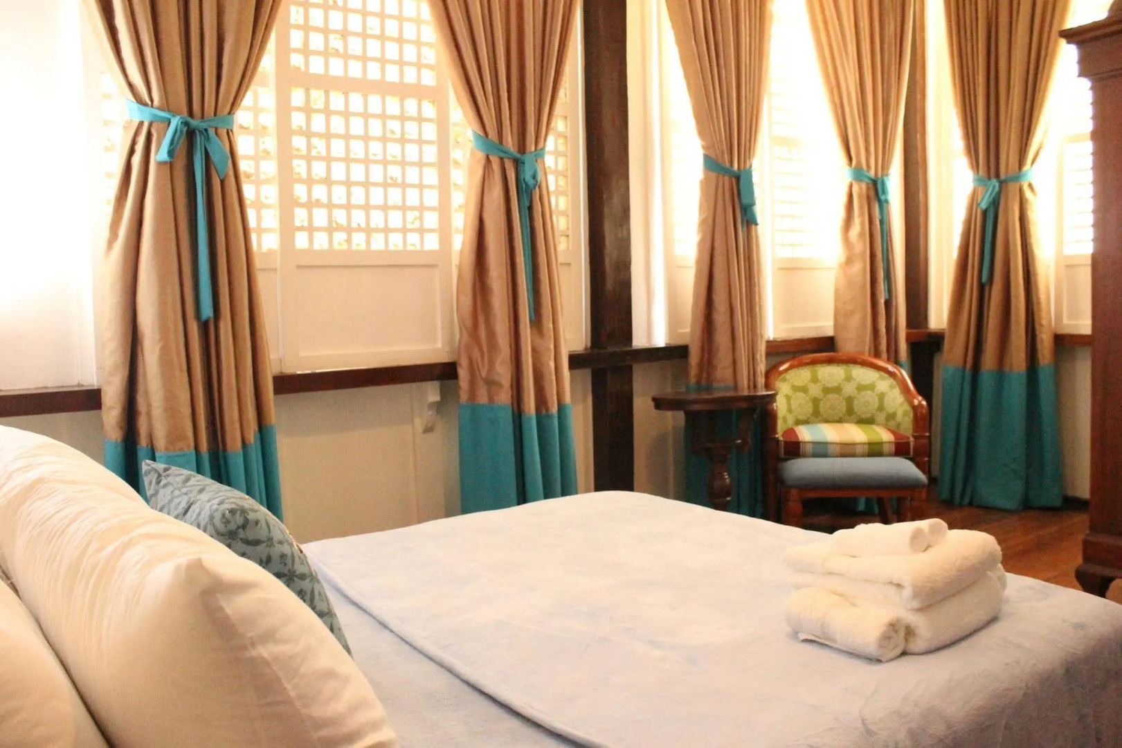 Paradores Del Castillo