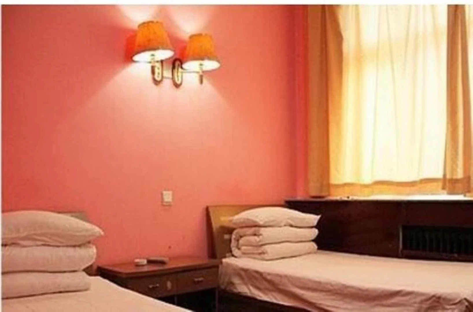 Aimeijia Express Inn