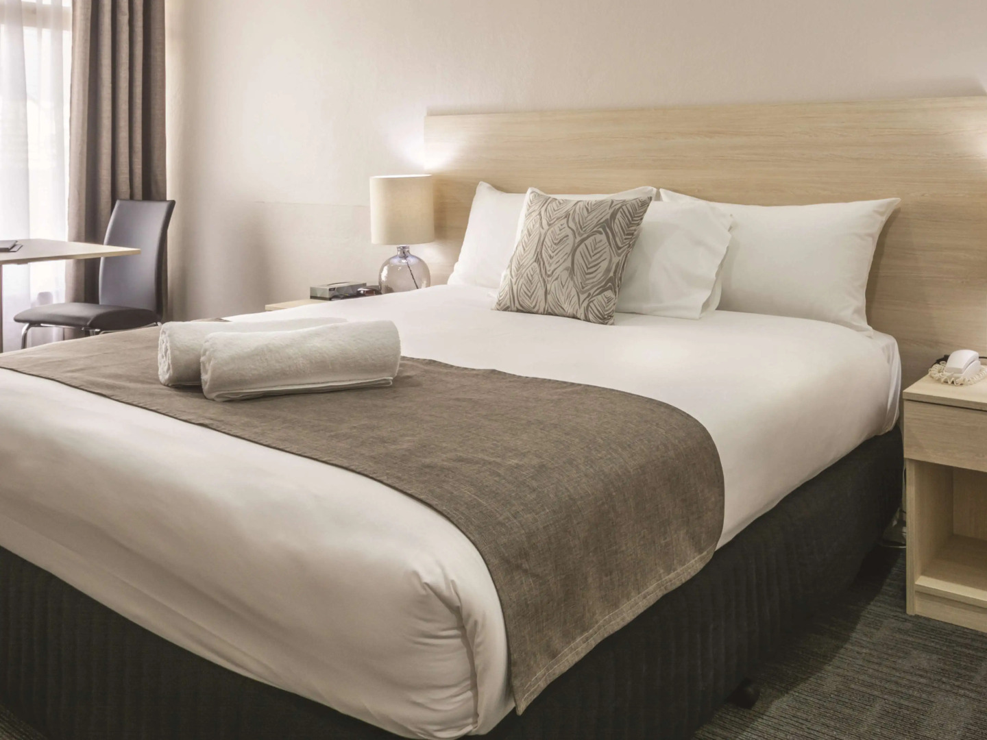 Mandala Ace Albany Hotel