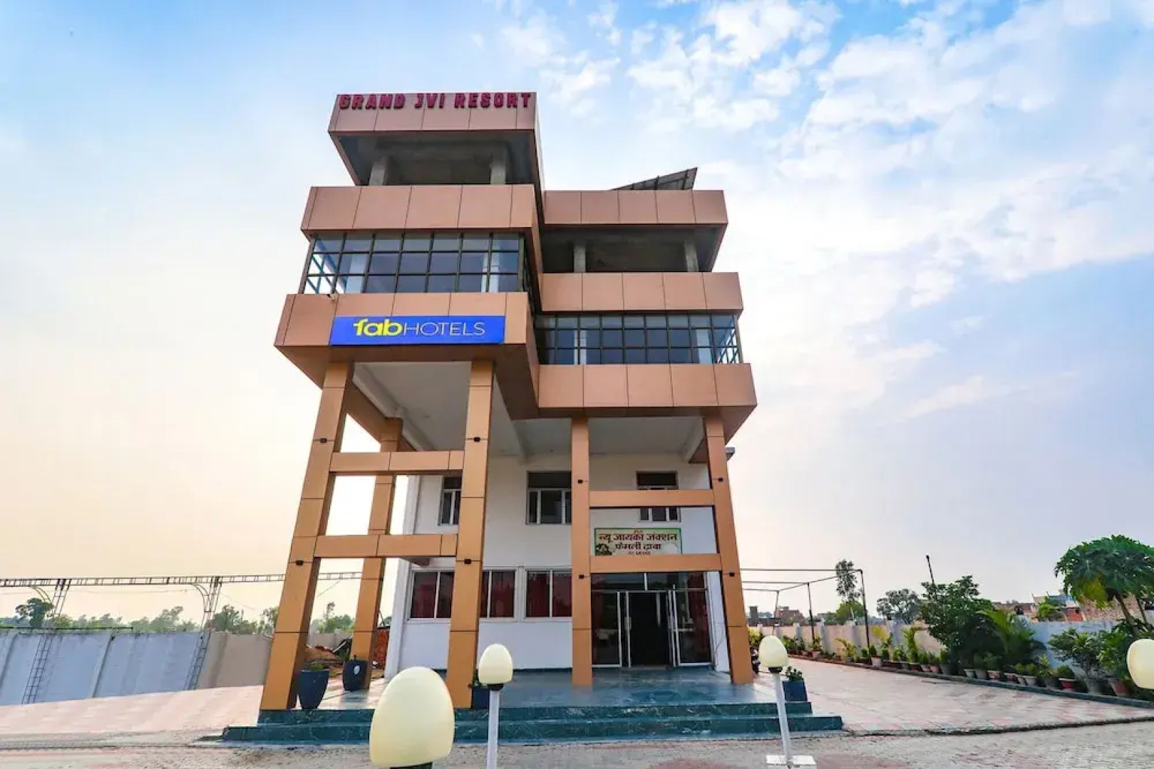 Fabhotel Grand Jvi Resort
