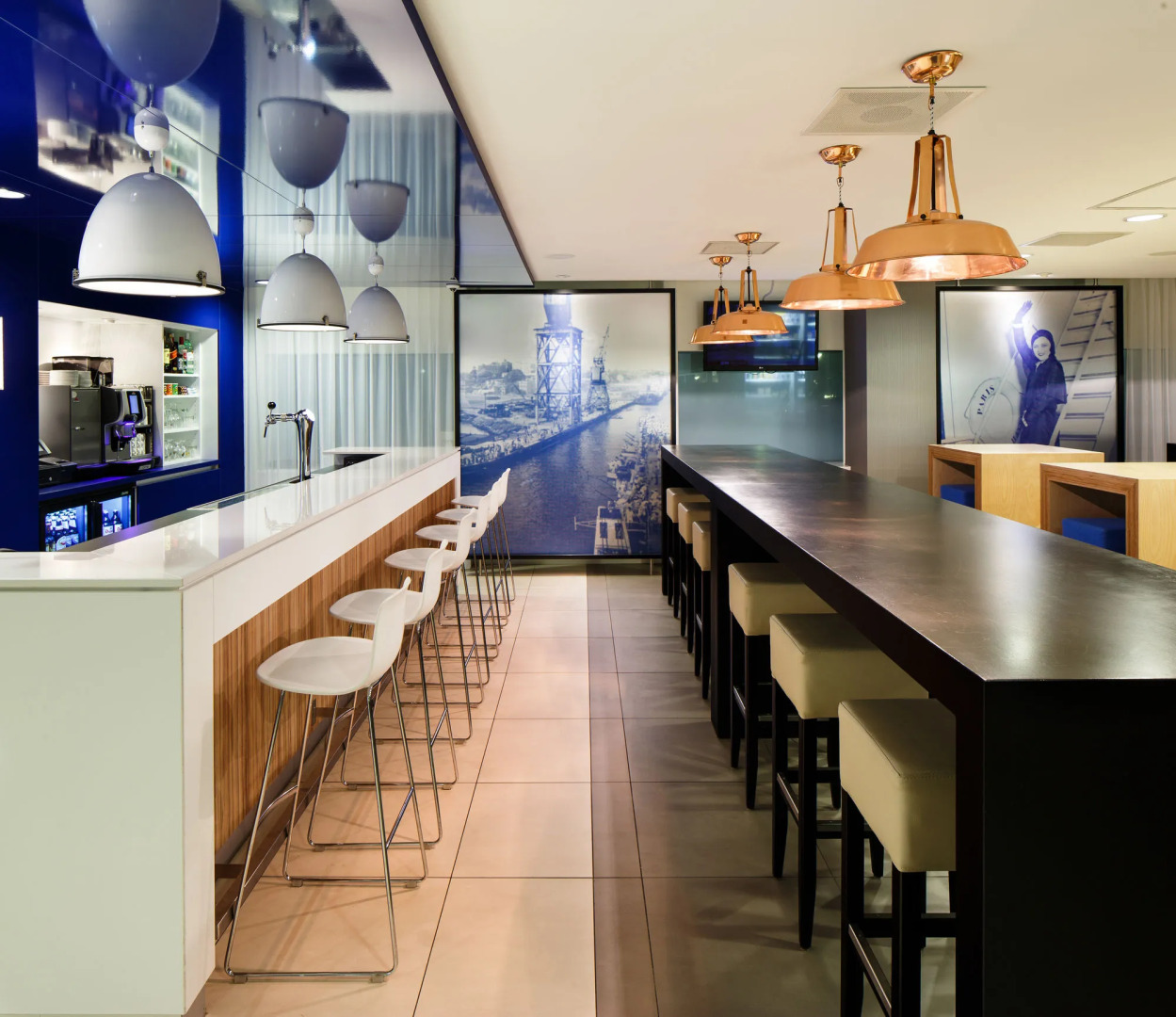 Holiday Inn Express Rotterdam - Central Station by IHG