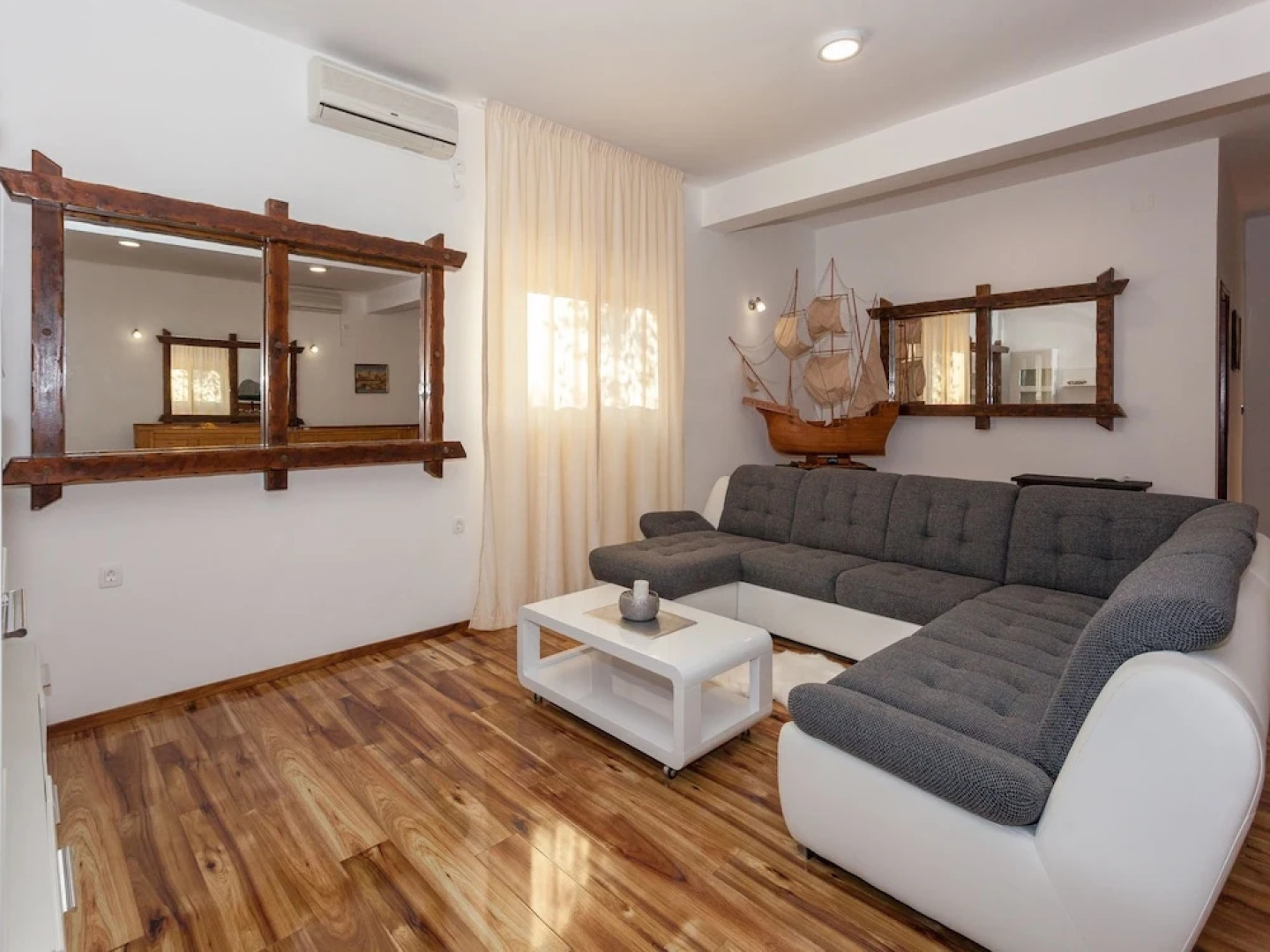 Beautiful Villa With Private Pool 7 En Suite Bedrooms 3 Roofed Terraces Bbq