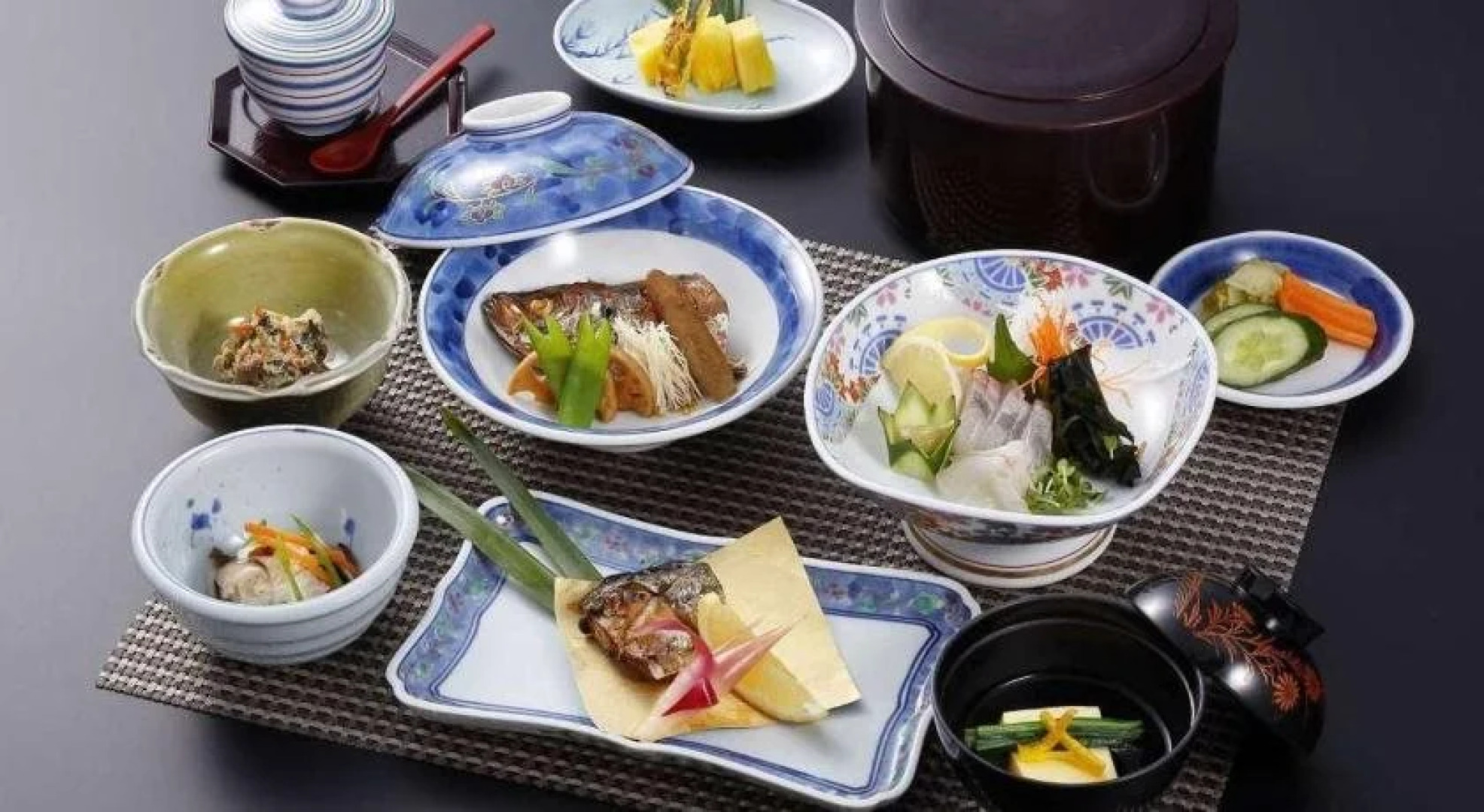 Kokumin Shukusha Irohajima