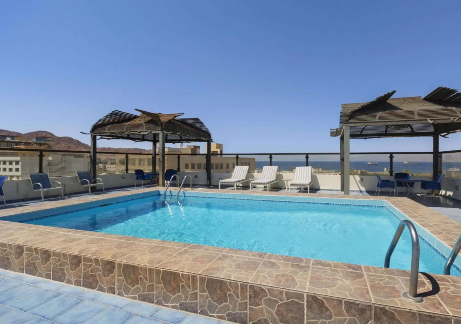 Days Inn Hotel & Suites Aqaba