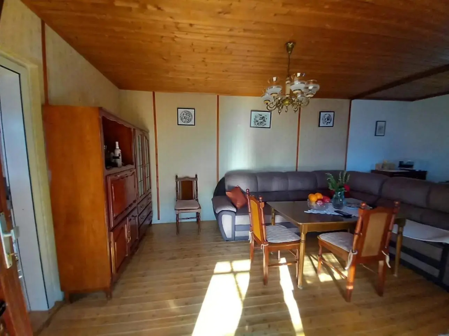 Etno House Mira i Vinarija DSM