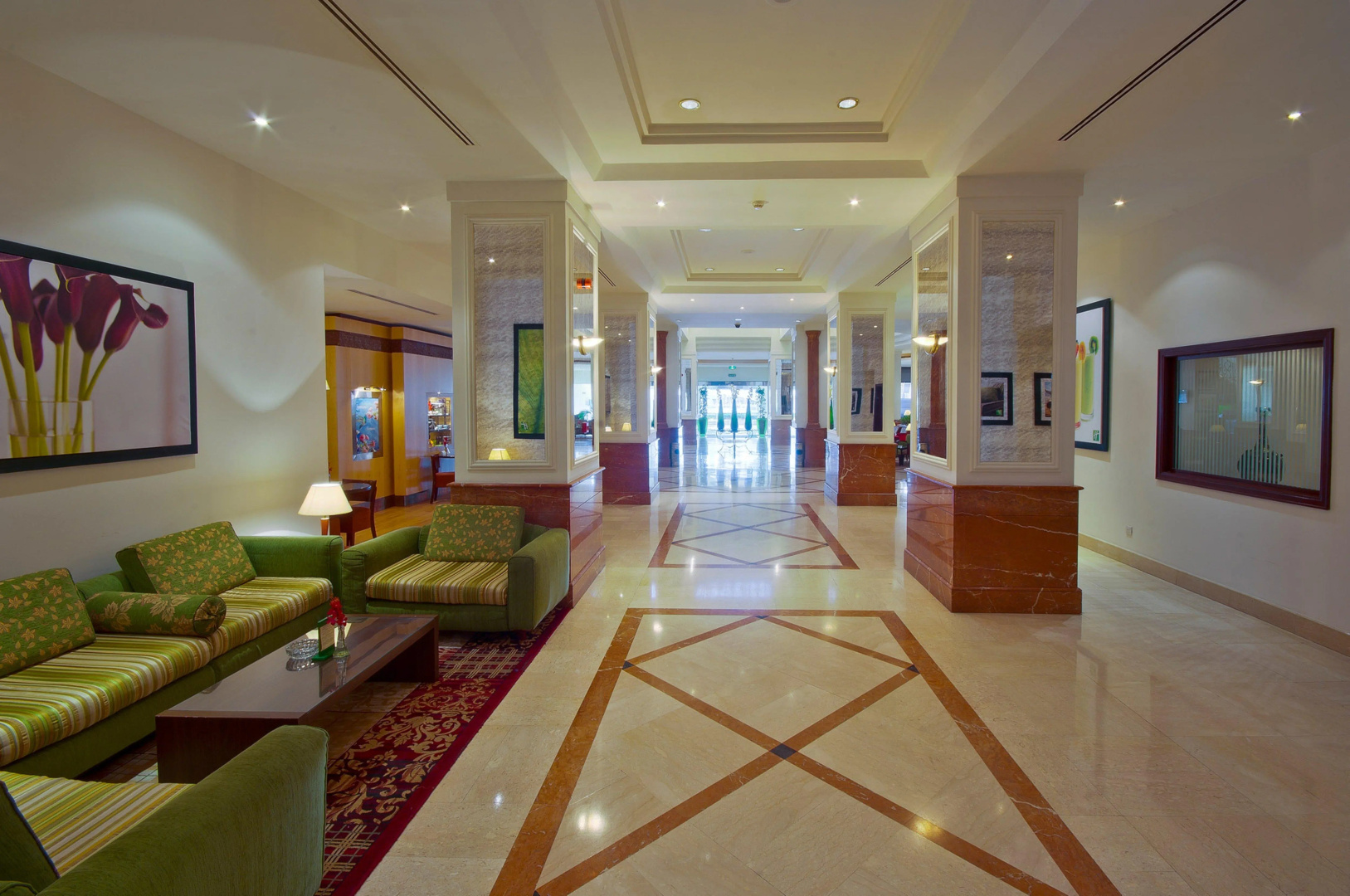 Holiday Inn Jeddah - Al Salam