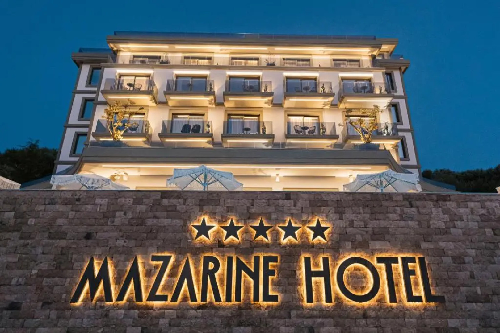 Mazarine Hotel