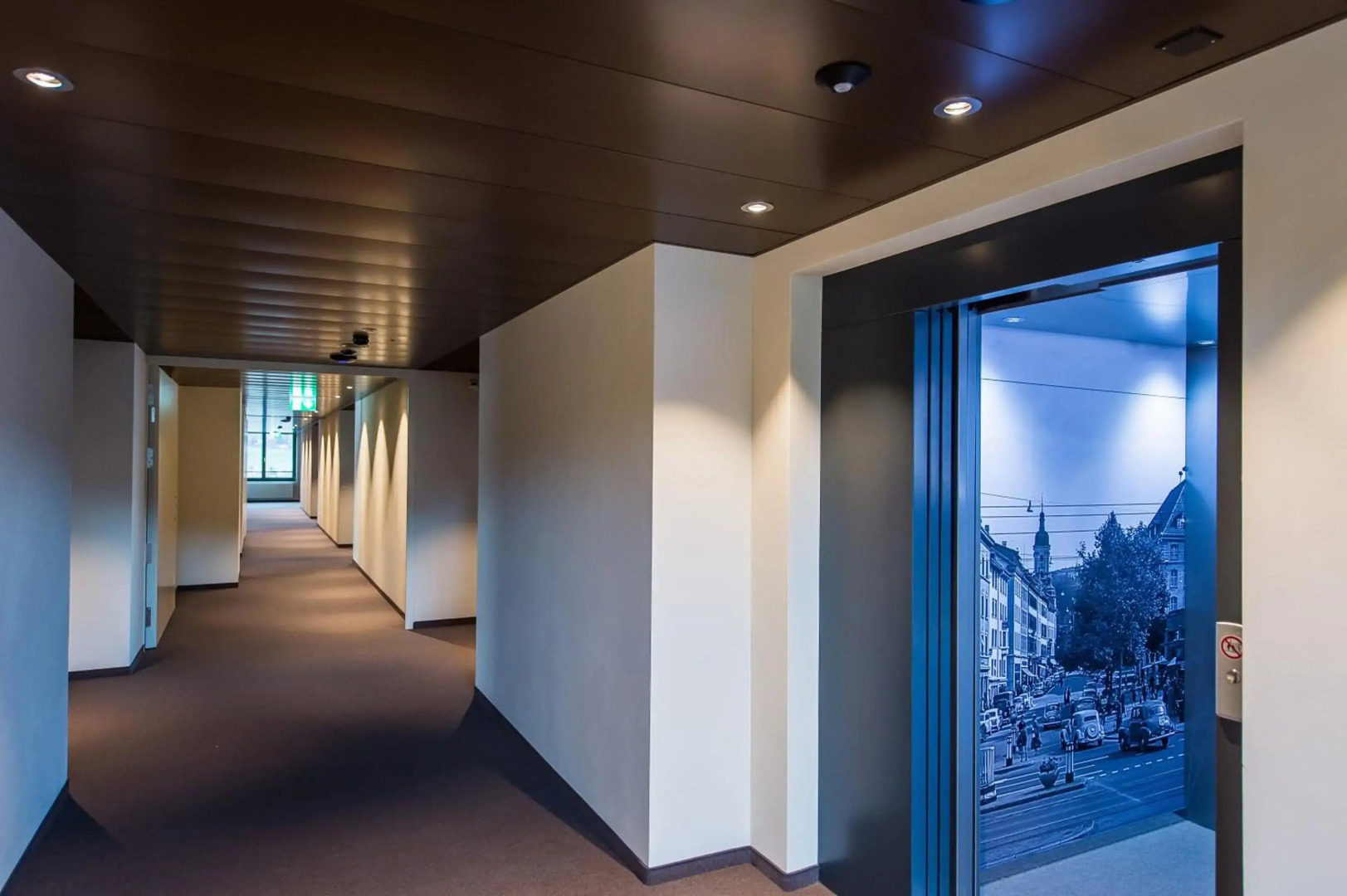 Hotel one66 (free parking garage)