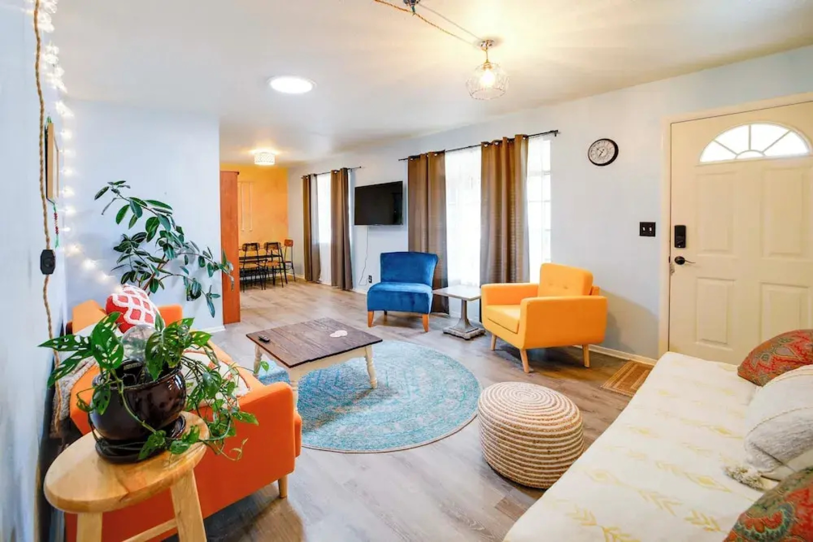 Pet-friendly Cottonwood Home w/ Mountain View!