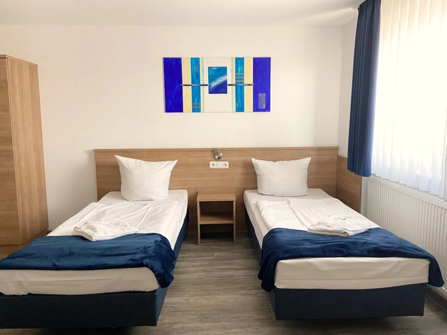 Sunny Hotel