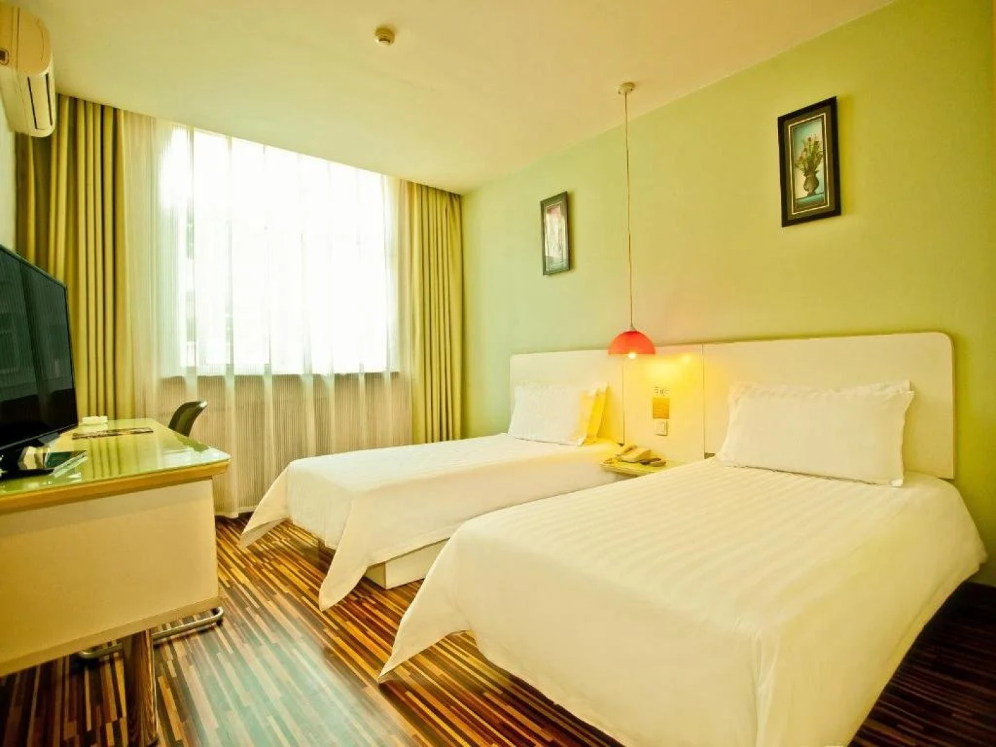 Jinjiang Inn Style Taiyuan Wanda Plaza Guomao Hotel