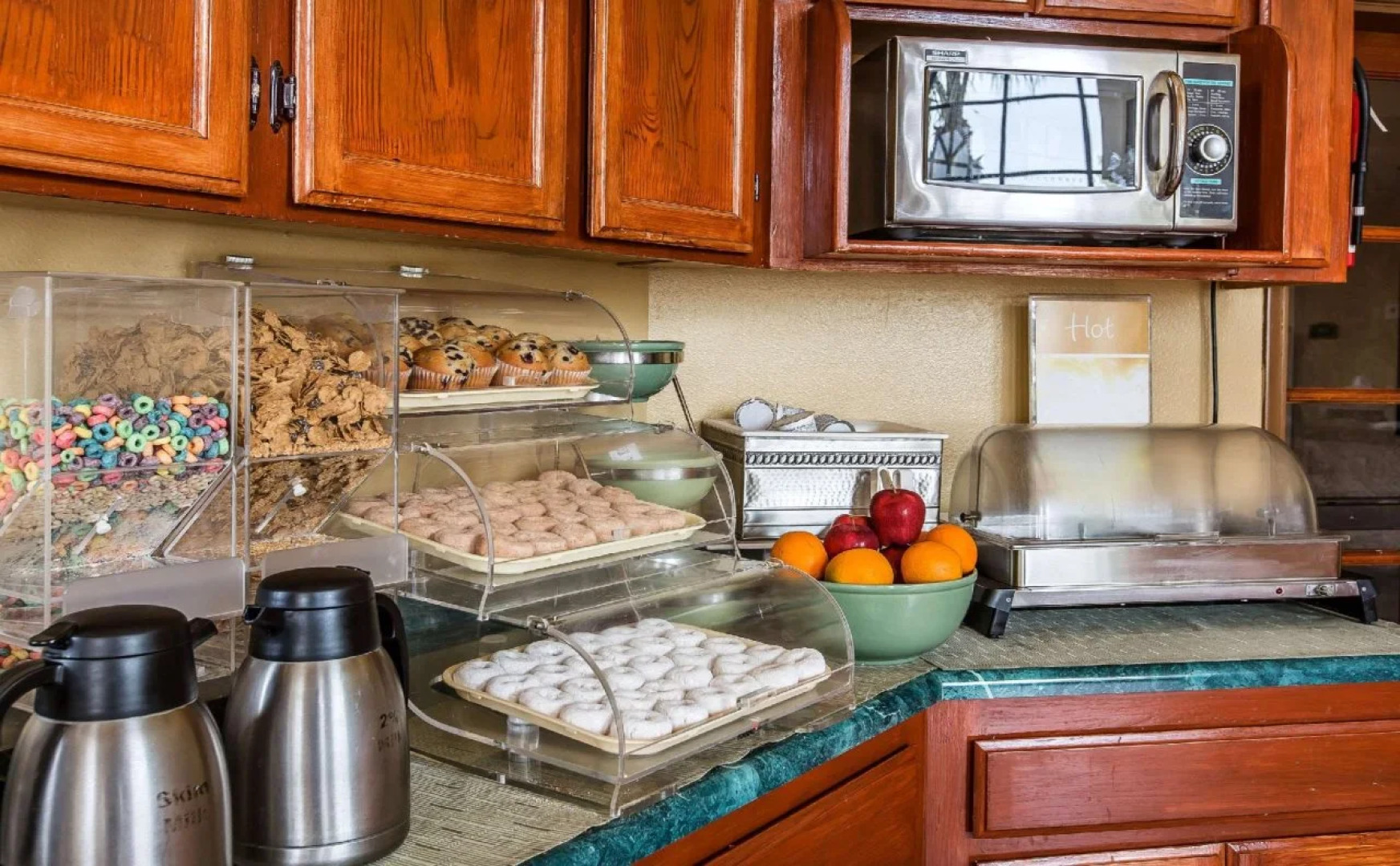 Quality Inn & Suites Camarillo - Oxnard