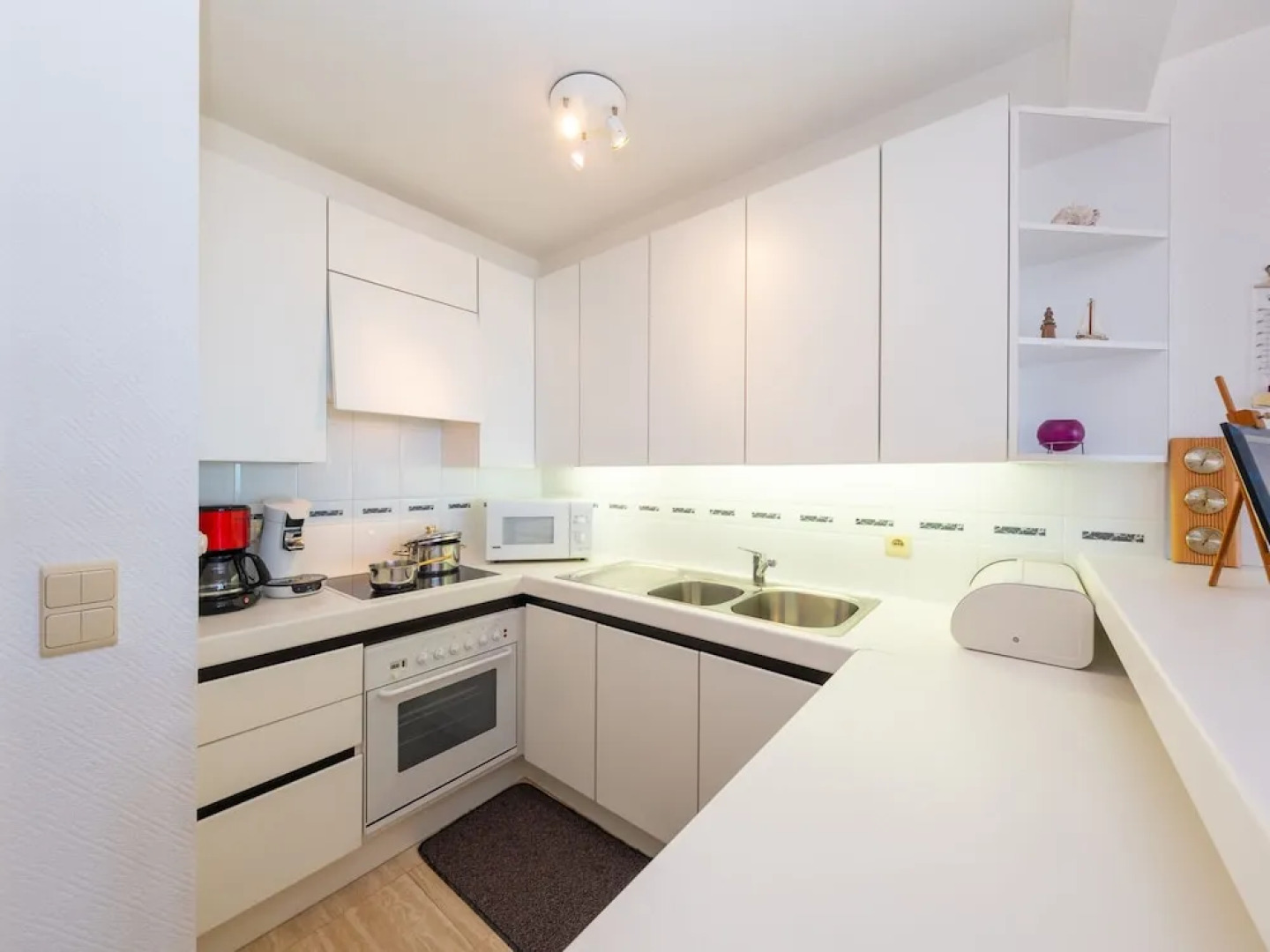 Bright Apartment With sea View